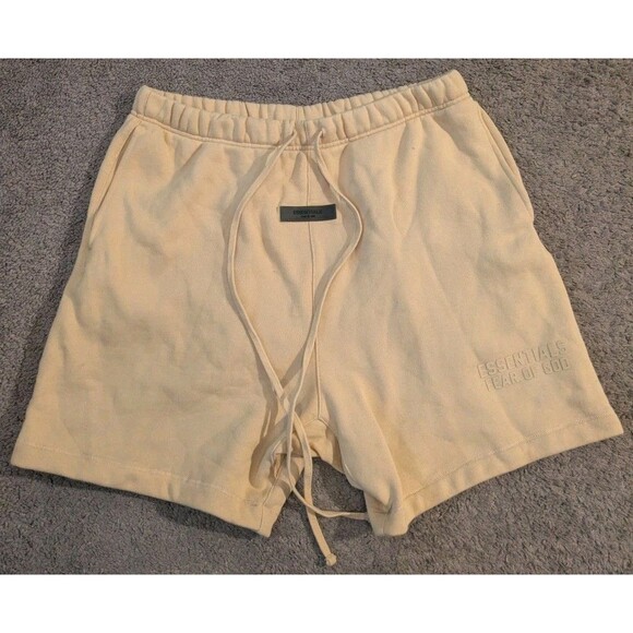 Fear of God Essentials Cream 6" Sweat Shorts Men's Medium - Picture 1 of 7